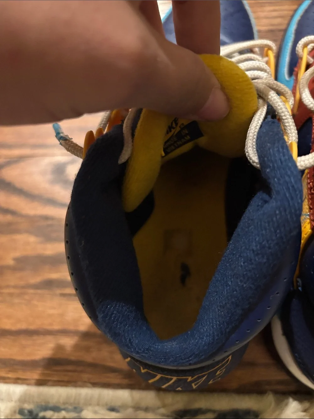 Nike Air Men’s 9.5